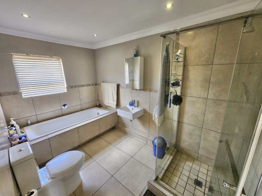 To Let 3 Bedroom Property for Rent in Brackenfell South Western Cape